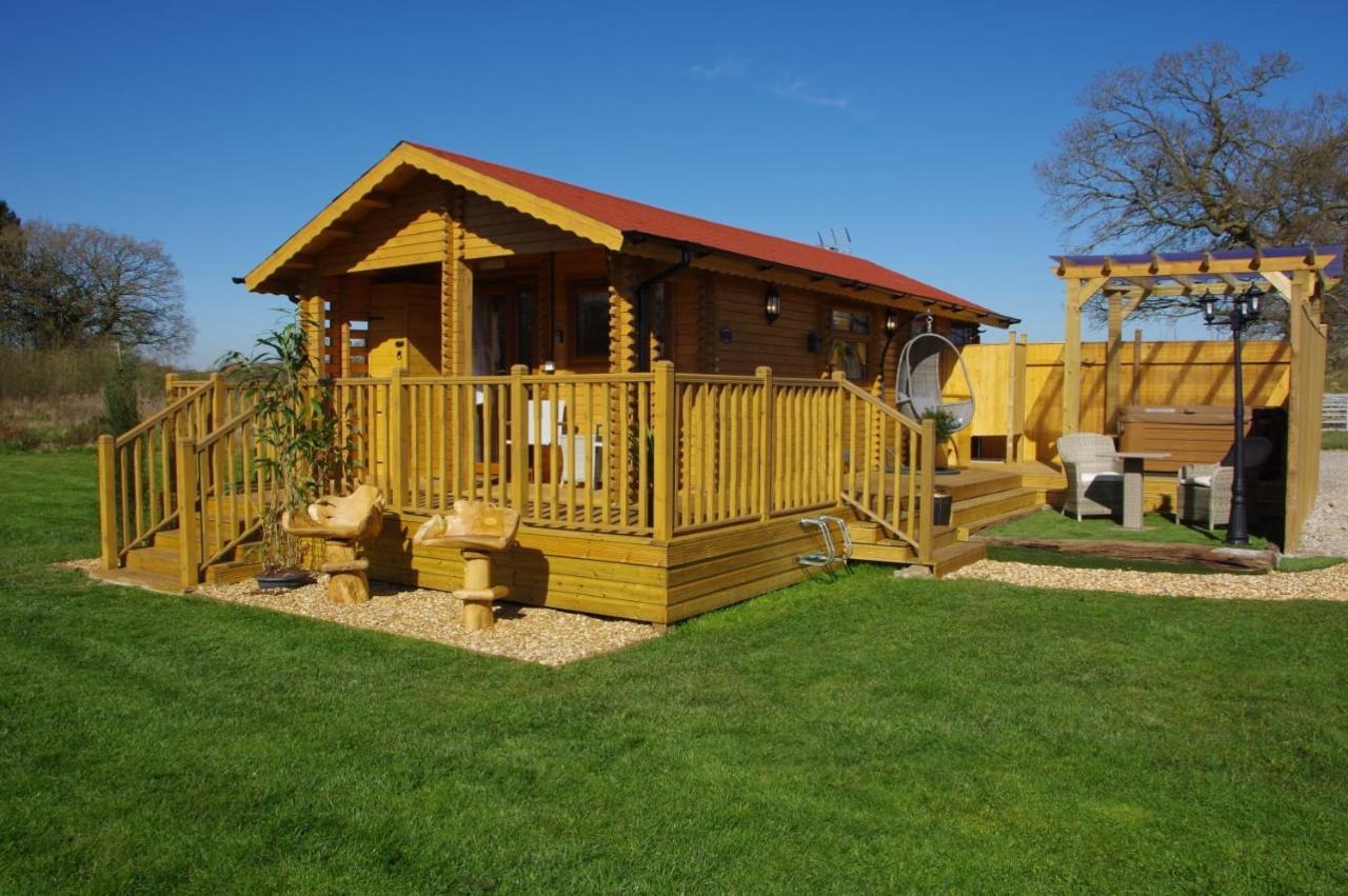 Balmoral Studio Lodge Ellesmere Exterior foto